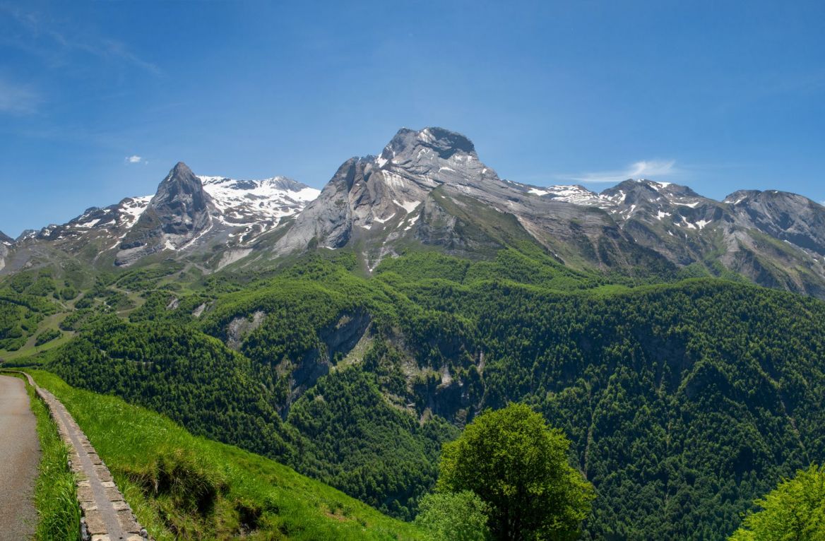 Col d'Aubisque: The Road That Hangs on the Edge of the World