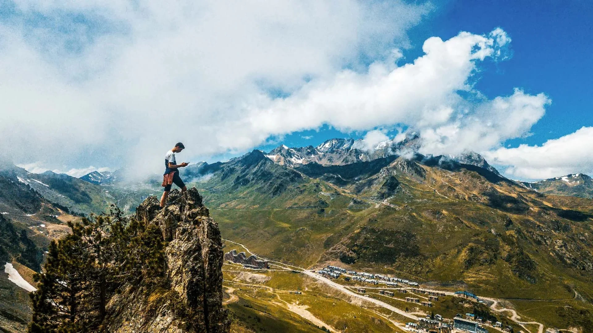 Col du Tourmalet: Riding the Giant of the Pyrenees